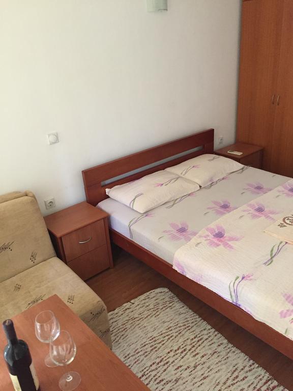 Tina Rooms 乌尔齐尼 外观 照片
