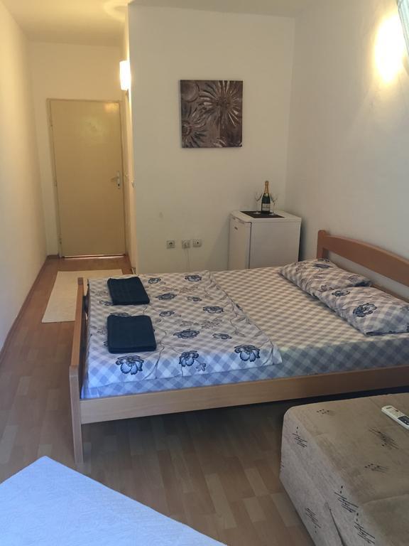 Tina Rooms 乌尔齐尼 外观 照片