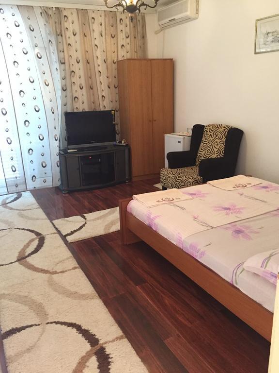 Tina Rooms 乌尔齐尼 外观 照片